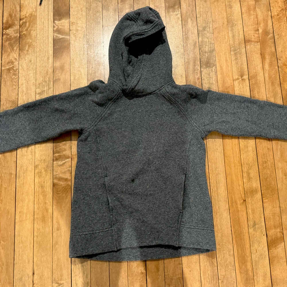 Lululemon sweatshirt